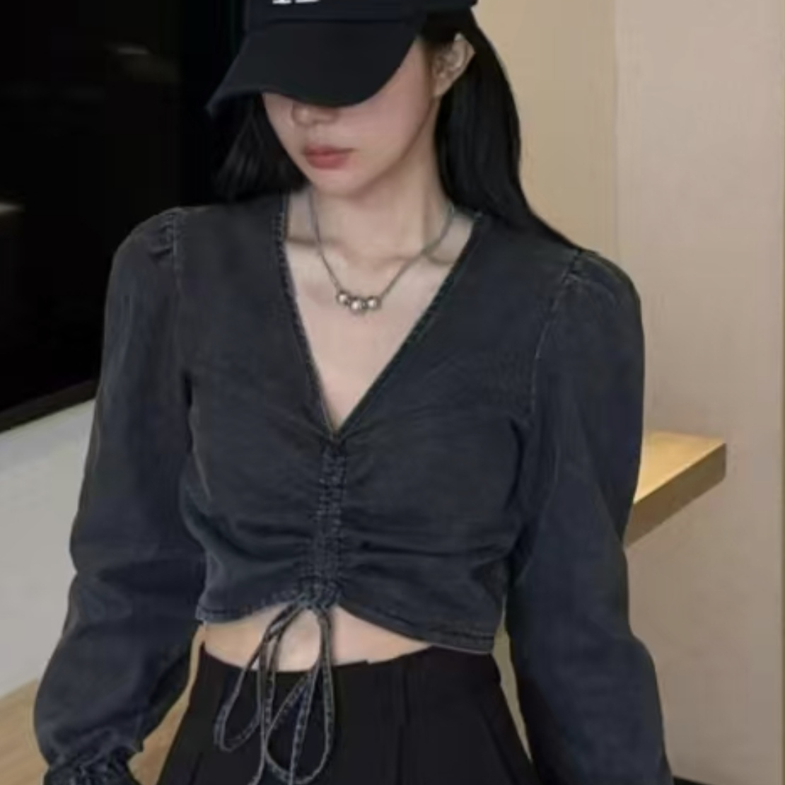 Sexy V-Neck Drawstring Bubble Sleeve Slim Short Denim Top - Image 2