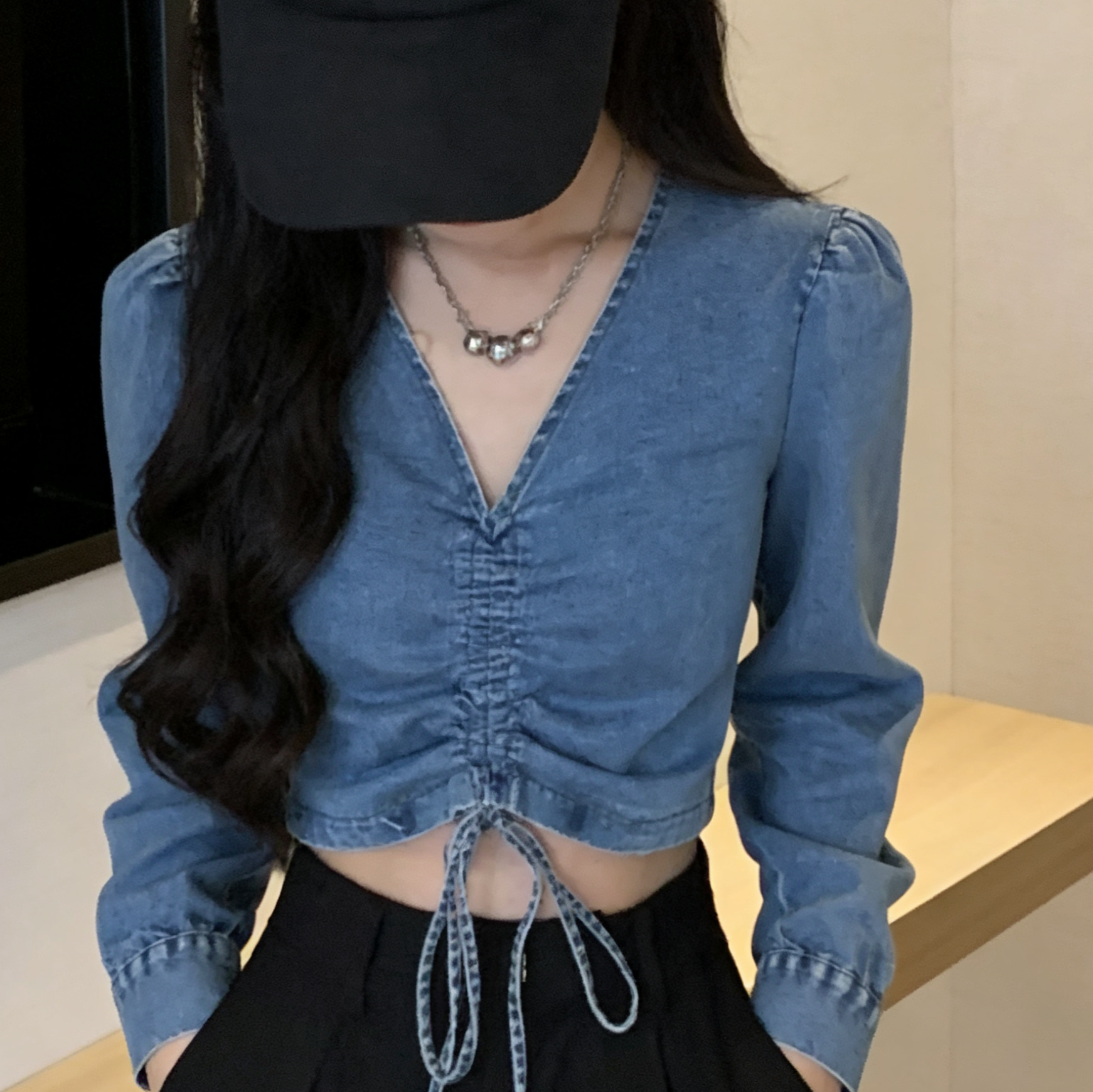 Sexy V-Neck Drawstring Bubble Sleeve Slim Short Denim Top - Image 4