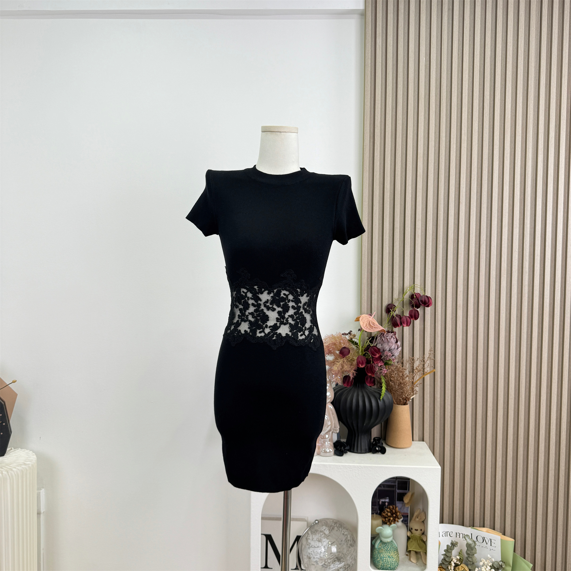 Lace Waist Short Sleeve Knit Bodycon Dress - Image 4